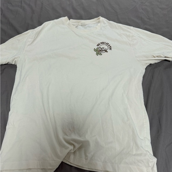 t-shirt - Picture 2 of 2